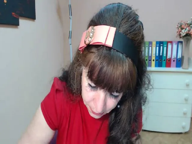 Live sex webcam photo for Nina_Chat_ #262623360