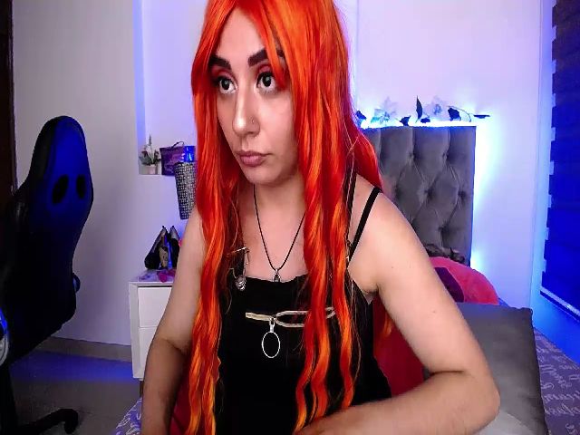 Live sex webcam photo for Cristal_19 #255285161