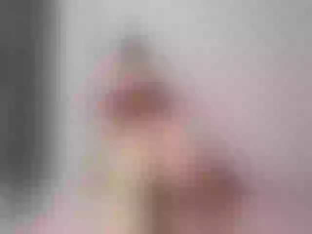 Live sex webcam photo for Rubi_26_ #252984325