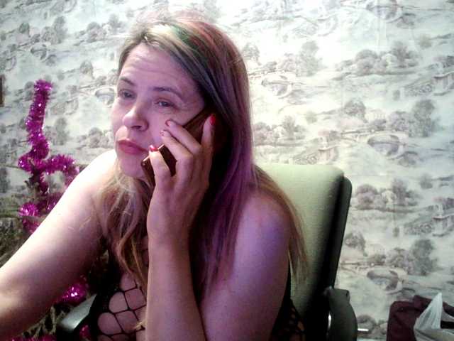 Live sex webcam photo for -Raven40- #241326545