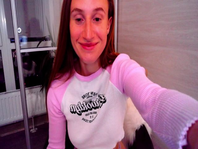 Live sex webcam photo for LovelyBvnny #254579843