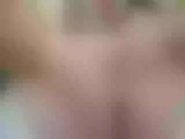 Live sex webcam photo for Mssbombom_ #254694475