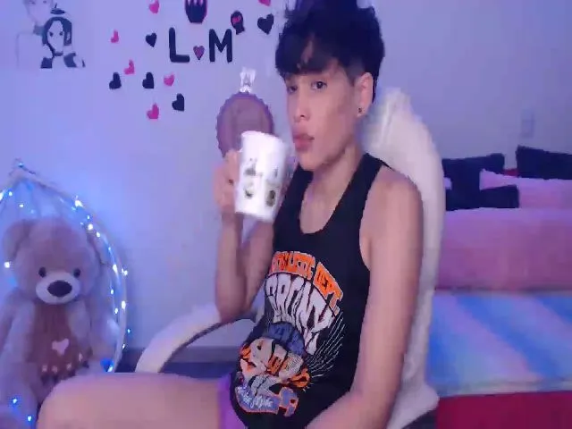 Live sex webcam photo for Laura_R23 #262736072