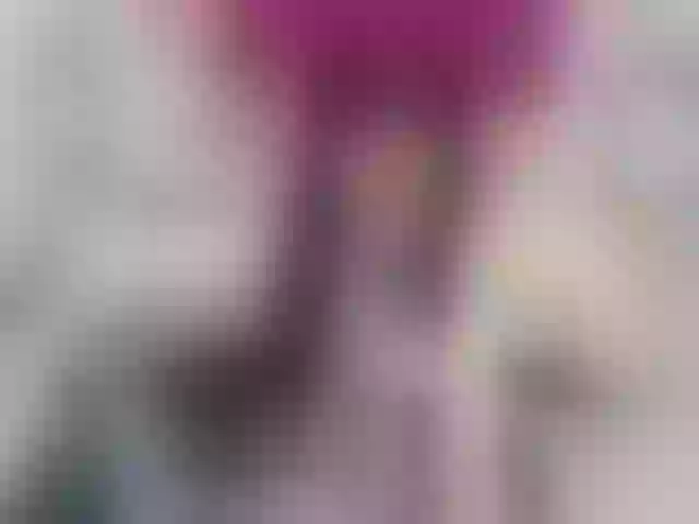 Live sex webcam photo for Pink_queenn #264233462