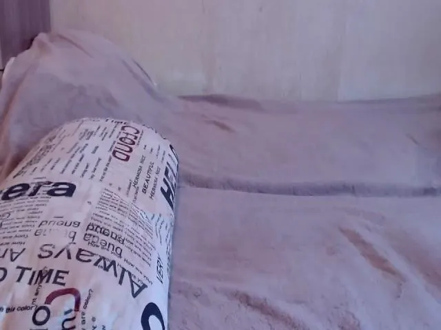 Live sex webcam photo for AndreaBlondy #253079457