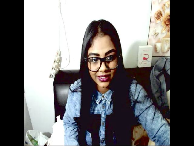 Live sex webcam photo for Indian_FireXX #264764672