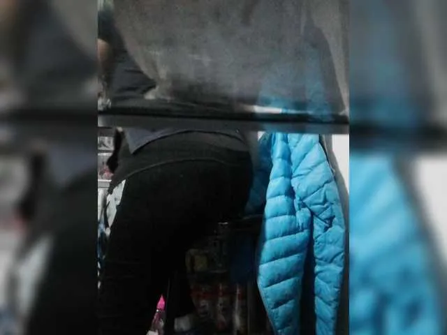 Live sex webcam photo for latinaamorosa #242773408