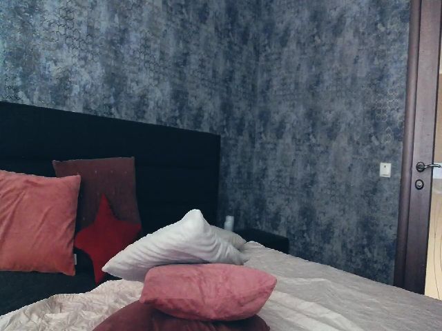 Live sex webcam photo for SoniaWalker #261566640