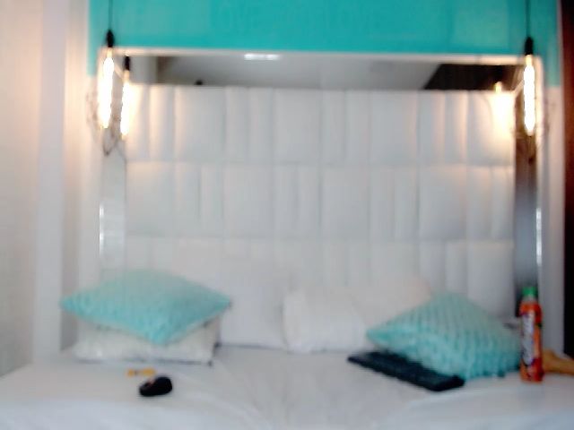 Live sex webcam photo for mariajose_19 #262408127