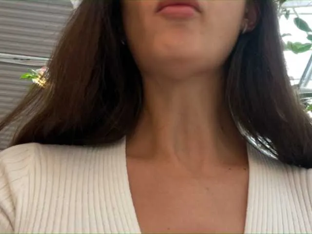 Live sex webcam photo for SweetButtocks #241242617