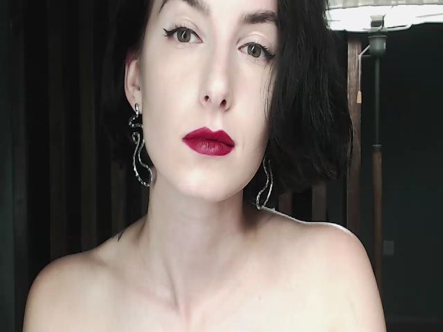 Live sex webcam photo for Miss_v22 #259587243