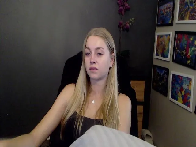 Live sex webcam photo for LUSTerica #253031368