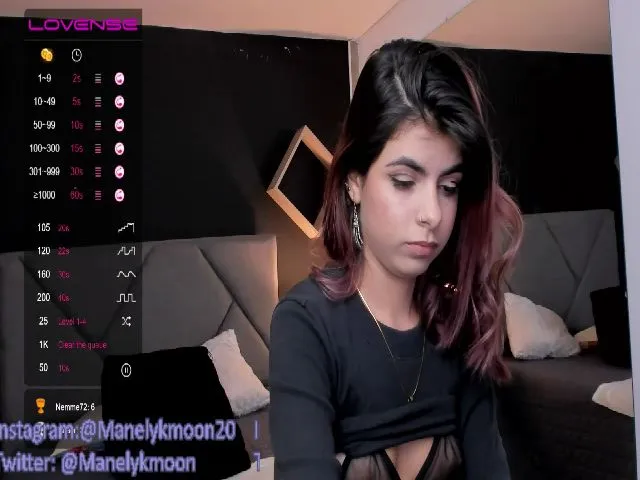 Live sex webcam photo for Manelyk_m #256404294