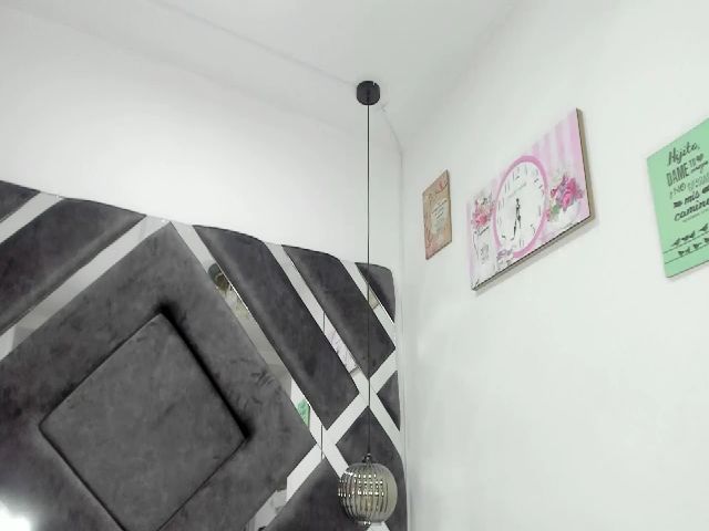 Live sex webcam photo for Violeta_aroca #287856069