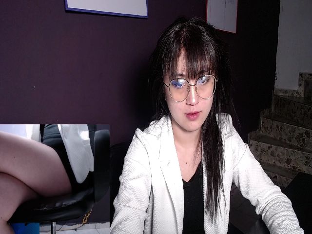 Live sex webcam photo for Charlotte_3x #253464167