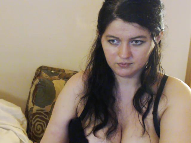 Live sex webcam photo for LoveHotEmma #253301145