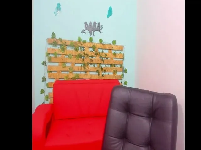 Live sex webcam photo for SHELIA_TERRY #264606783