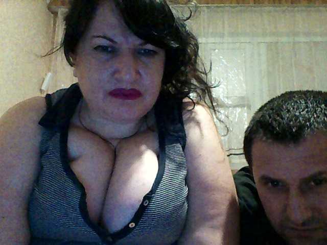 Live sex webcam photo for KleOSnow #241230091