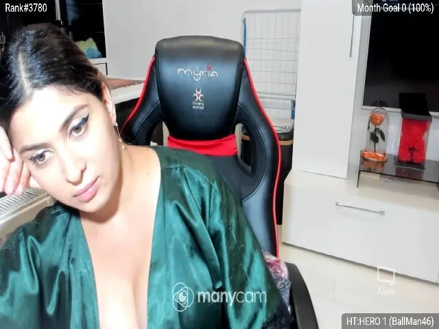 Live sex webcam photo for Littlegirl25 #259609390