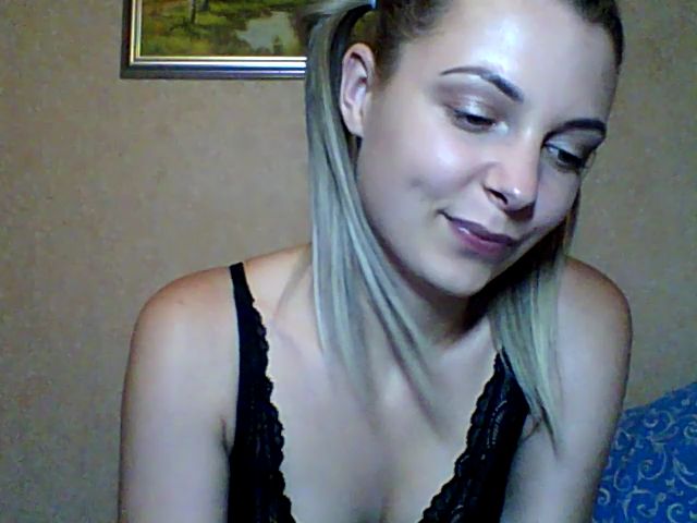 Live sex webcam photo for BreeAngel #255082583