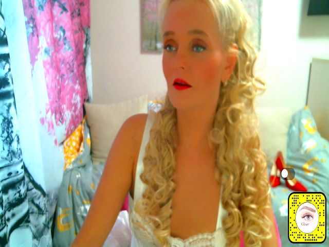 Live sex webcam photo for ChristiRoses #265038871