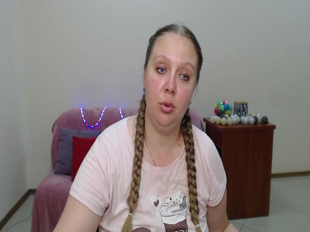 Live sex webcam photo for XArinasoll #252656726