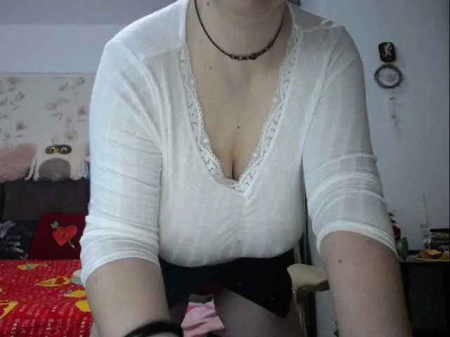Live sex webcam photo for mary-x #241083182