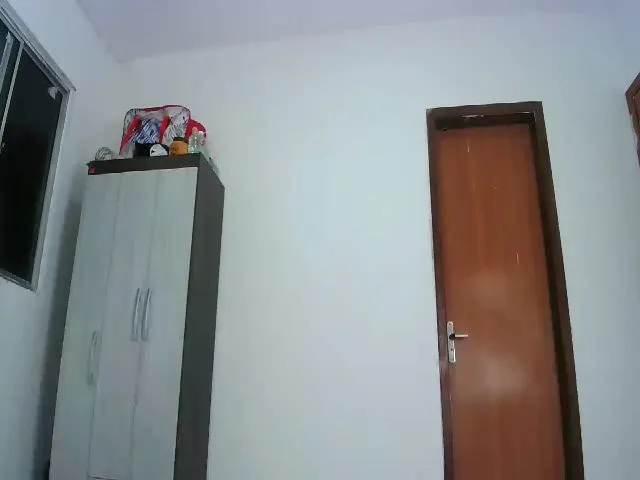 Live sex webcam photo for Lillyci #253623195