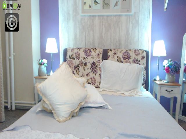 Live sex webcam photo for Brianna_Joy #257449558