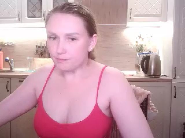 Live sex webcam photo for JaneGrey111 #254890579