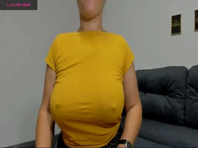 Live sex webcam photo for RalBigtits #264073117