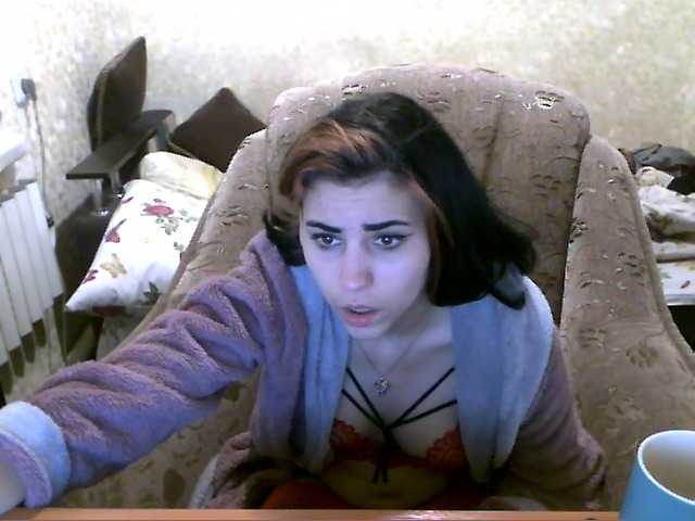 Live sex webcam photo for Polly40 #246390958