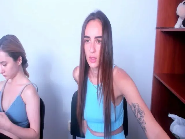 Live sex webcam photo for YourMissMasha #254182069