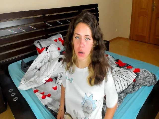 Live sex webcam photo for HildaBoom_77 #256412081