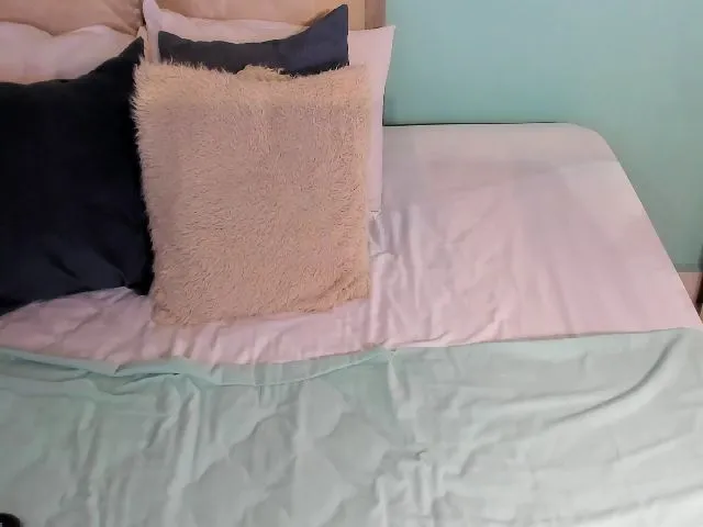 Live sex webcam photo for circenmilen #255606112