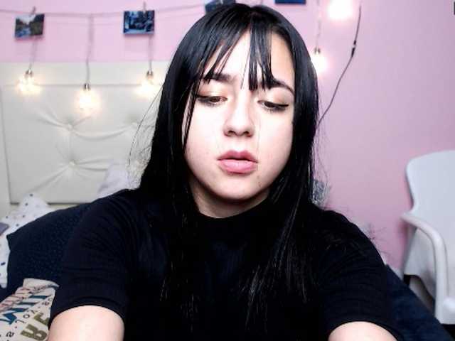 Live sex webcam photo for Azul69- #241244299