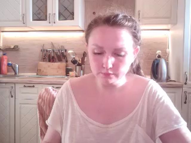 Live sex webcam photo for JaneGrey111 #252864730