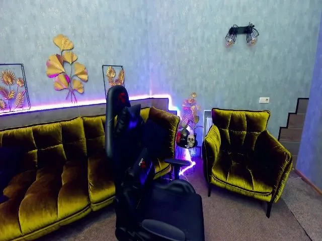 Live sex webcam photo for RayofLove #258854045