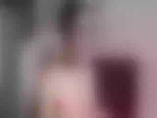 Live sex webcam photo for Sun_kissed1 #255851205