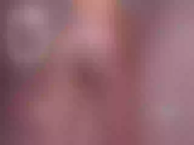 Live sex webcam photo for EmmaSiff #253501738
