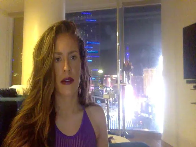 Live sex webcam photo for PresleyPeters #261154543