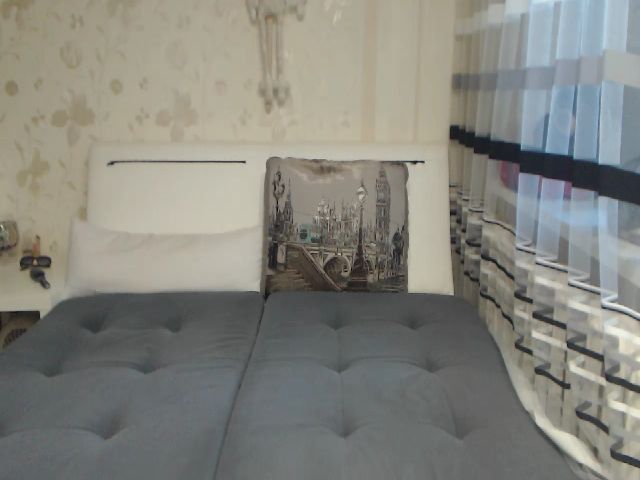 Live sex webcam photo for Glamkisssa #253822891