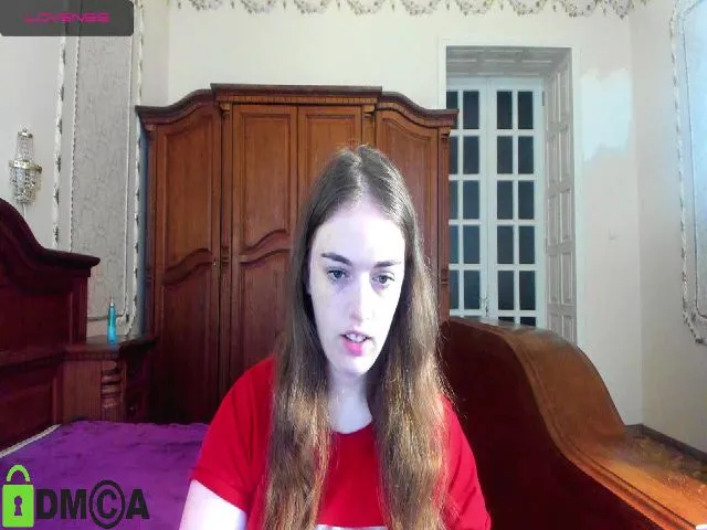 Live sex webcam photo for Fi_Lena #264756368