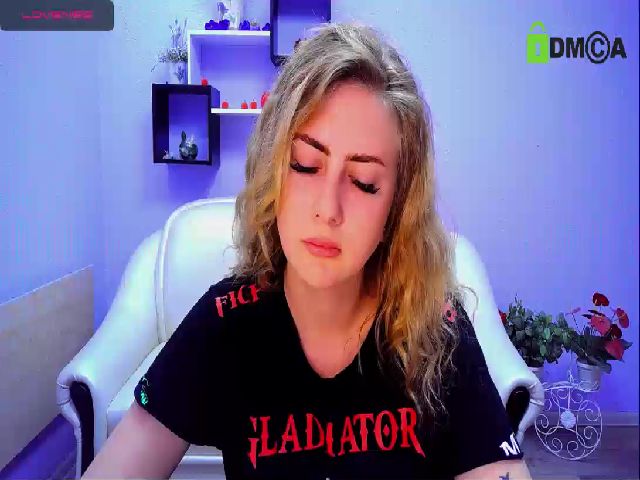 Live sex webcam photo for PrincesSnake #255011504