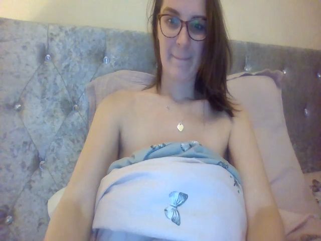 Live sex webcam photo for Scarlettfoxuk #254191368