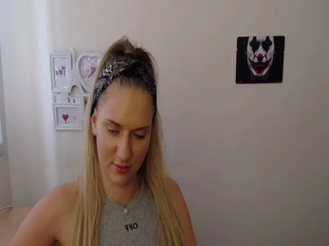 Live sex webcam photo for Likainflower #256229720