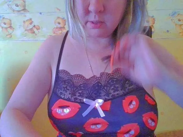 Live sex webcam photo for SecretDoll30 #246553427