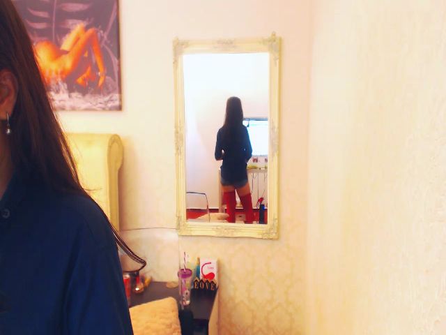 Live sex webcam photo for AlishaPacari #260269436