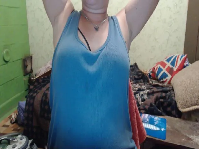 Live sex webcam photo for xxx_butterfly #255735559