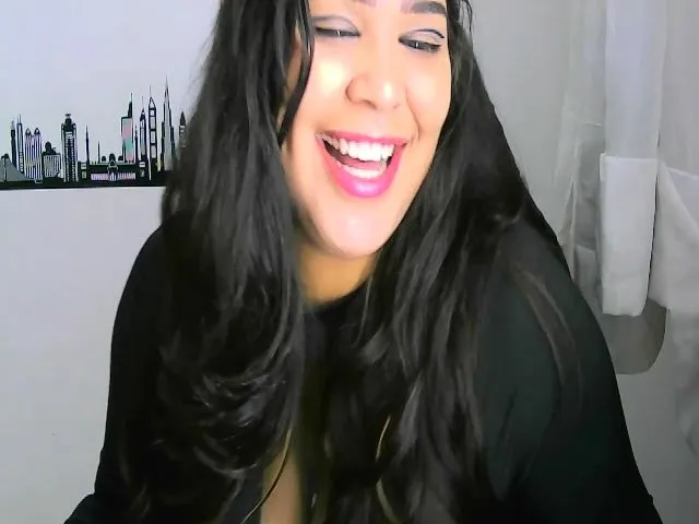 Live sex webcam photo for Shalyn_ #258950897